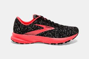 Brooks Launch 7 Men's Running Shoes Black / Coral / White | 314HPEVTW