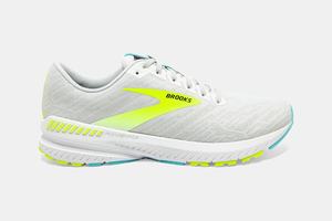 Brooks Ravenna 11 Men's Running Shoes White | 286UFPAWT